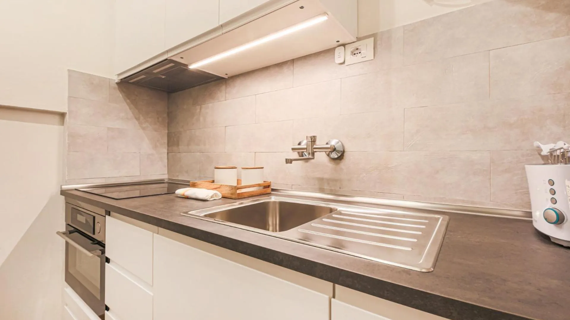 Apartments Florence - Silver Glow 0*,  Italie